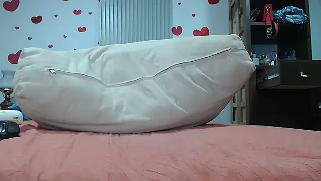 DanaiOluyi online show from 28, 2, 2025