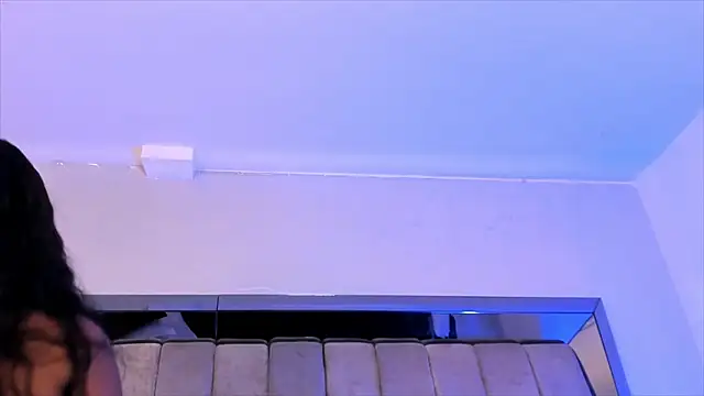 ChaynnaCooper online show from 17, 1, 2025