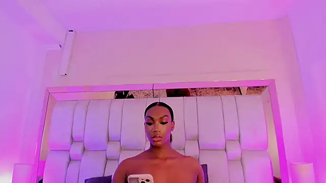 ChaynnaCooper online show from 13, 2, 2026