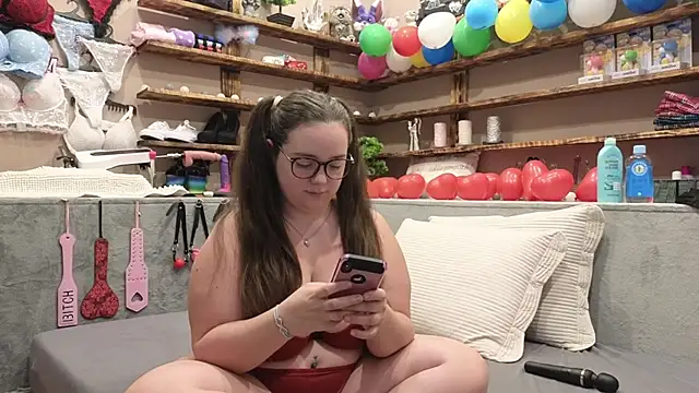 Kimberly-Caprice online show from 13, 3, 2025