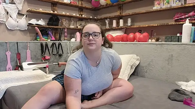 Kimberly-Caprice online show from 14, 3, 2025