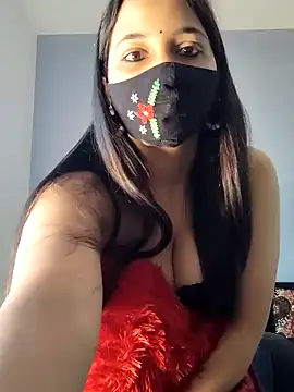Snapshot of Varnika_aarora chatting on 5, 12, 2024 Varnika aarora online show from 5, 12, 2024