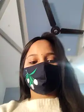 Snapshot of Varnika_aarora chatting on 16, 12, 2024 Varnika aarora online show from 16, 12, 2024