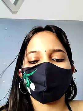 Snapshot of Varnika_aarora chatting on 28, 12, 2024 Varnika aarora online show from 28, 12, 2024