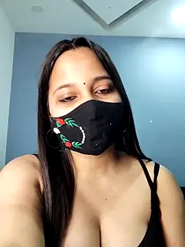 Snapshot of Varnika_aarora chatting on 2, 3, 2025 Varnika aarora online show from 2, 3, 2025