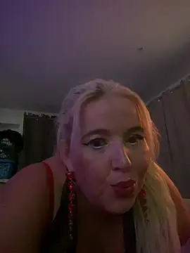 kelly  kiss71 online show from 21, 7, 2026
