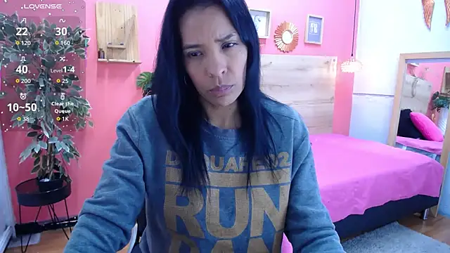 scarlet-foox online show from 10, 9, 2025