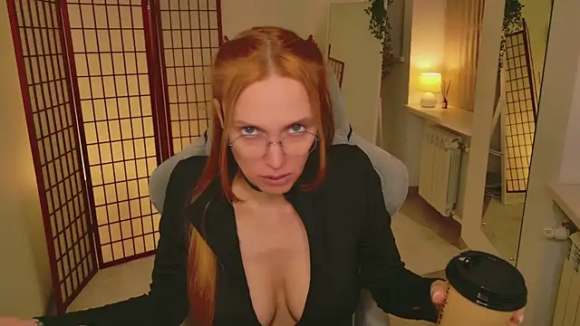 Snapshot of Love_Call chatting on 25, 11, 2025 Love Call online show from 25, 11, 2025