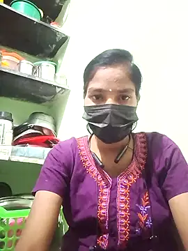 Snapshot of anusiya01 chatting on 12, 2, 2025 anusiya01 online show from 12, 2, 2025