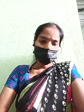 Snapshot of anusiya01 chatting on 19, 2, 2025 anusiya01 online show from 19, 2, 2025