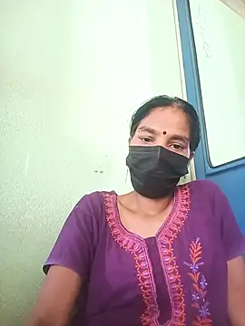 Snapshot of anusiya01 chatting on 15, 9, 2025 anusiya01 online show from 15, 9, 2025