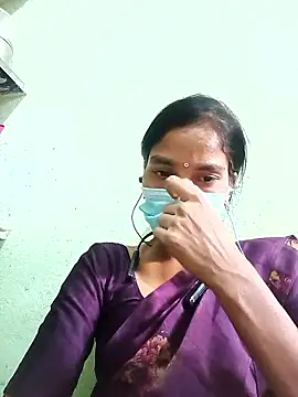 Snapshot of anusiya01 chatting on 7, 10, 2025 anusiya01 online show from 7, 10, 2025