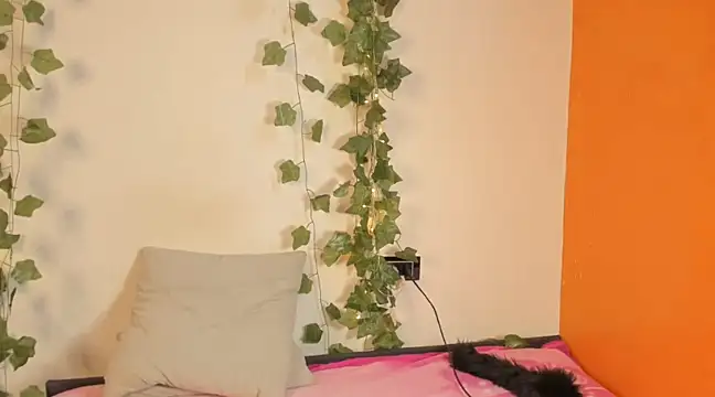 Cataleya19   online show from 17, 3, 2025