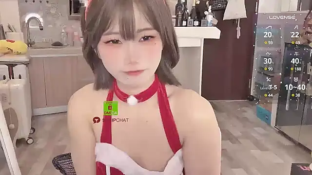 Snapshot of -XunMengLong- chatting on 24, 12, 2024 -XunMengLong- online show from 24, 12, 2024