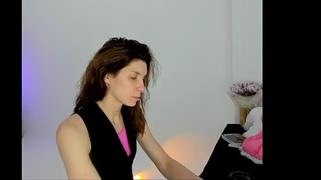 YourSuperModel online show from 10, 3, 2026