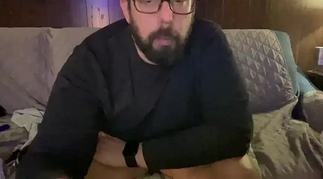 Snapshot of ThongerBBro chatting on 15, 12, 2024 ThongerBBro online show from 15, 12, 2024
