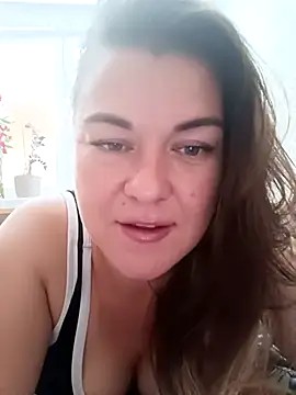 LunikaLunaX online show from 9, 9, 2025