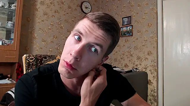 Chris Brien online show from 8, 9, 2025