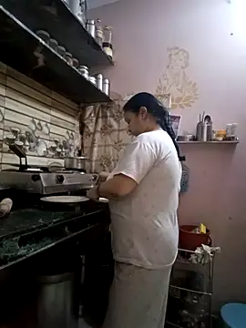 Kavya kapoor online show from 17, 4, 2026