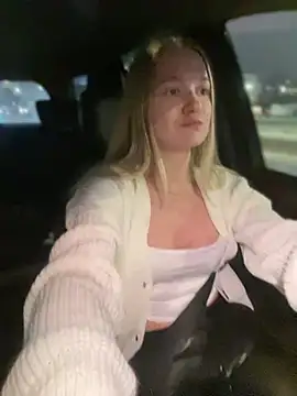 Devill Angel  online show from 6, 12, 2024