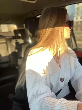 Devill Angel  online show from 13, 12, 2024