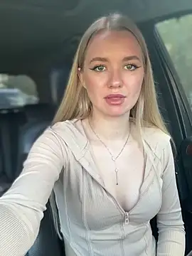 Devill Angel  online show from 27, 9, 2025