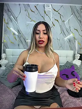 EmilyLeah  online show from 7, 3, 2025