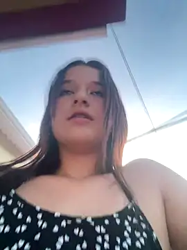 littlemelodi18 online show from 9, 9, 2025