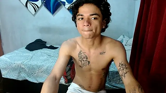 Snapshot of Lovebeng_ chatting on 17, 11, 2025 Lovebeng online show from 17, 11, 2025