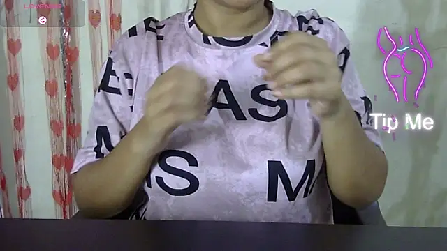 Snapshot of Preeti-Sexy chatting on 29, 11, 2025 Preeti-Sexy online show from 29, 11, 2025