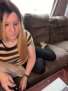 PuckBunny17 online show from 12, 12, 2024