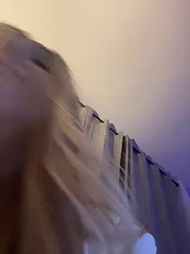 PuckBunny17 online show from 18, 12, 2024