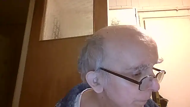 mariusica1xh online show from 18, 4, 2026