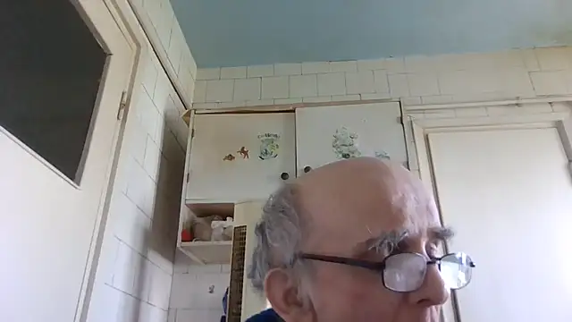 mariusica1xh online show from 19, 4, 2026