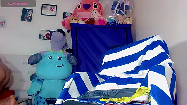 Snapshot of nicol_gill_ chatting on 17, 1, 2025 nicol gill online show from 17, 1, 2025