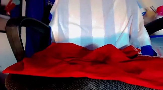 Snapshot of nicol_gill_ chatting on 6, 2, 2025 nicol gill online show from 6, 2, 2025