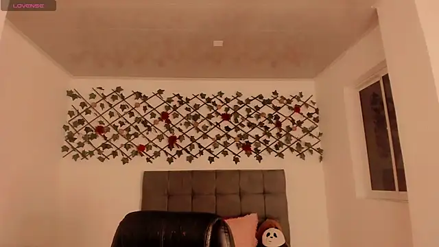 Lilith Miller21 online show from 7, 11, 2025