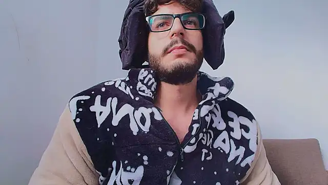 thomas gun online show from 4, 4, 2026