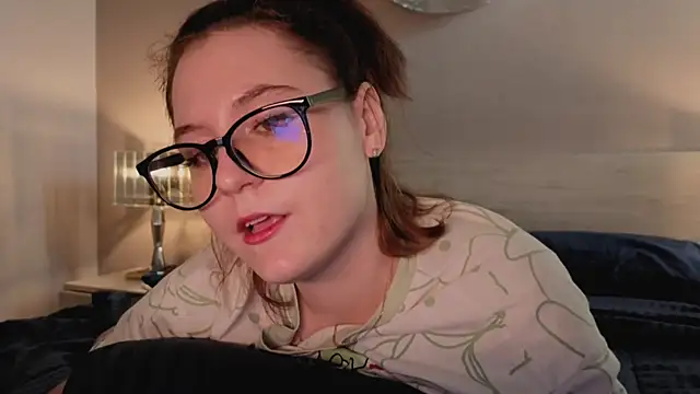 Snapshot of Diana_Flower chatting on 23, 10, 2025 Diana Flower online show from 23, 10, 2025