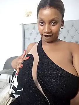 Candy Love 18 online show from 25, 1, 2025