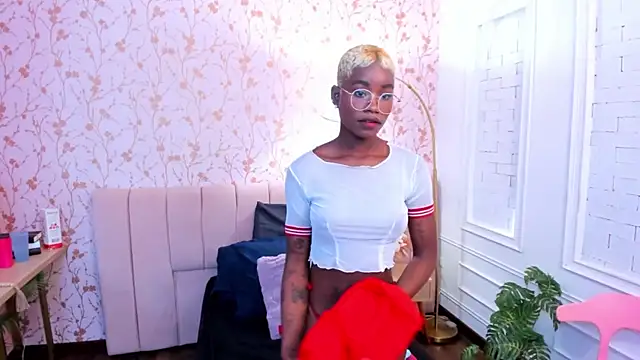 Snapshot of amber-hill chatting on 10, 2, 2026 amber-hill online show from 10, 2, 2026