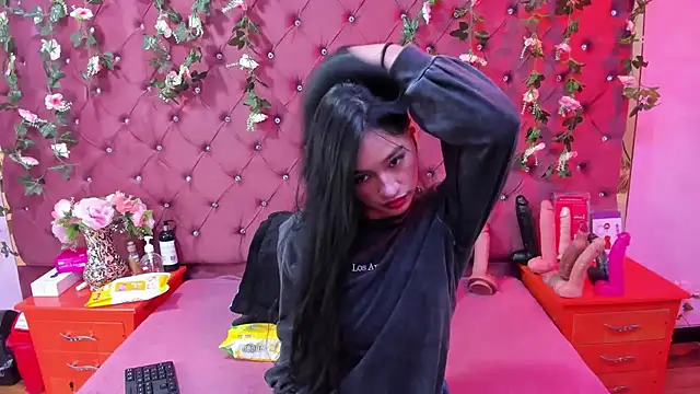 Snapshot of Mariana_Prin chatting on 22, 11, 2025 Mariana Prin online show from 22, 11, 2025