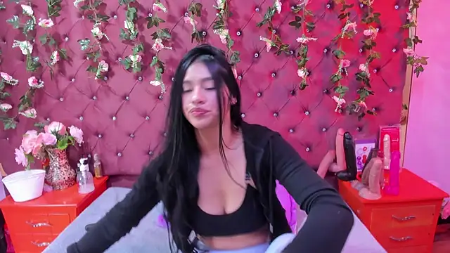 Snapshot of Mariana_Prin chatting on 14, 12, 2025 Mariana Prin online show from 14, 12, 2025