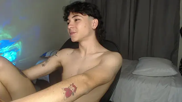 Snapshot of Joe23__ chatting on 12, 3, 2025 Joe23 online show from 12, 3, 2025