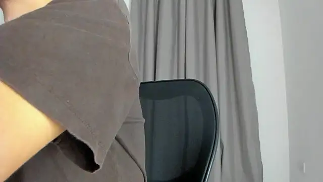 Snapshot of Joe23__ chatting on 7, 10, 2025 Joe23 online show from 7, 10, 2025