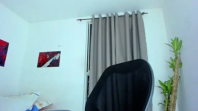 Snapshot of Joe23__ chatting on 9, 11, 2025 Joe23 online show from 9, 11, 2025