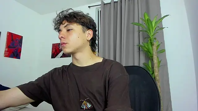 Snapshot of Joe23__ chatting on 27, 11, 2025 Joe23 online show from 27, 11, 2025