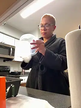 SexyHoneyRedd online show from 3, 3, 2026