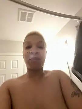 SexyHoneyRedd online show from 24, 3, 2026