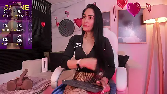 Snapshot of Janne_lee chatting on 8, 2, 2025 Janne lee online show from 8, 2, 2025